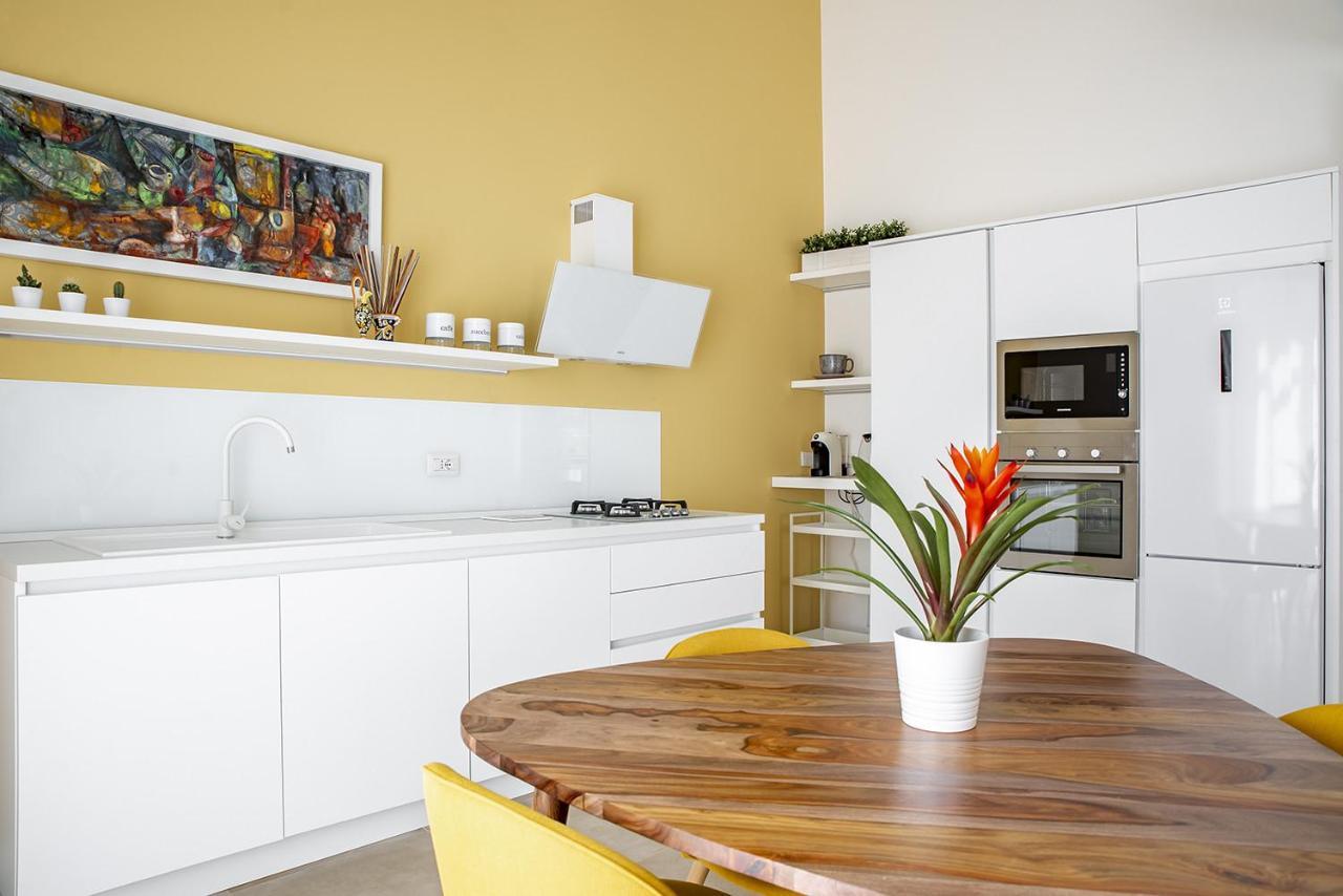 Appartement Helios Duplex A Due Passi Da Ortigia By Wonderful Italy à Syracuse Extérieur photo